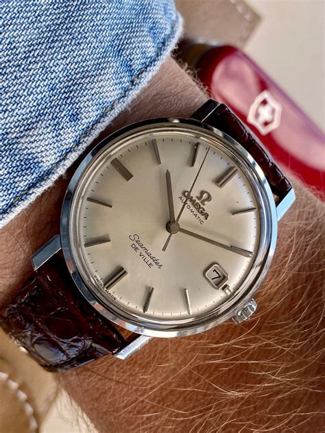 omega seamaster second hand faded|More.